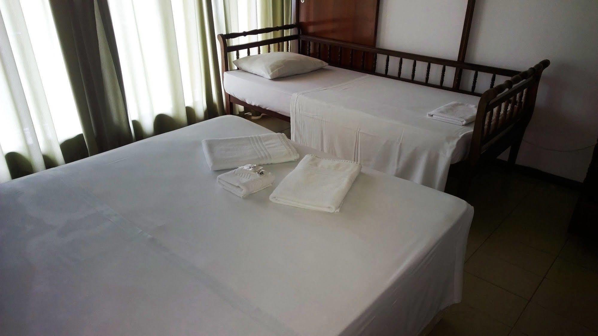 Hotel Picarras เปงญา ภายนอก รูปภาพ